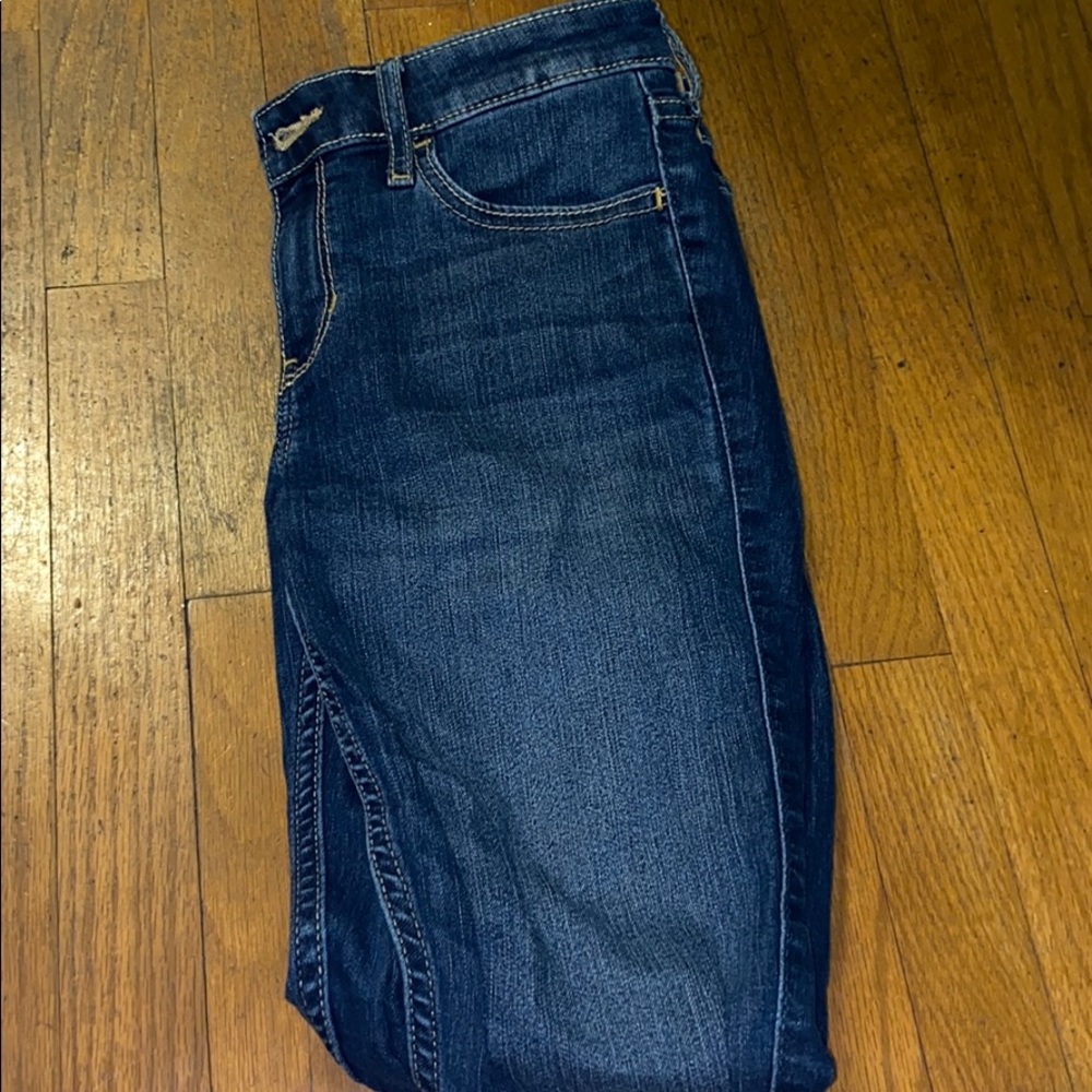 Medium wash denim hollister jeans